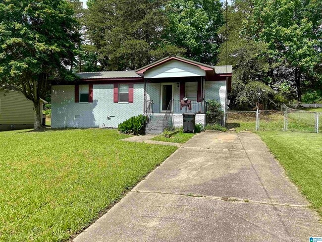 Foto del edificio - 678 Cummins Ave