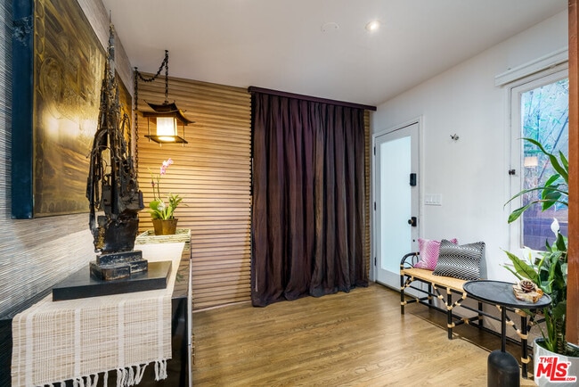 Foto del edificio - 2066 Glencoe Way