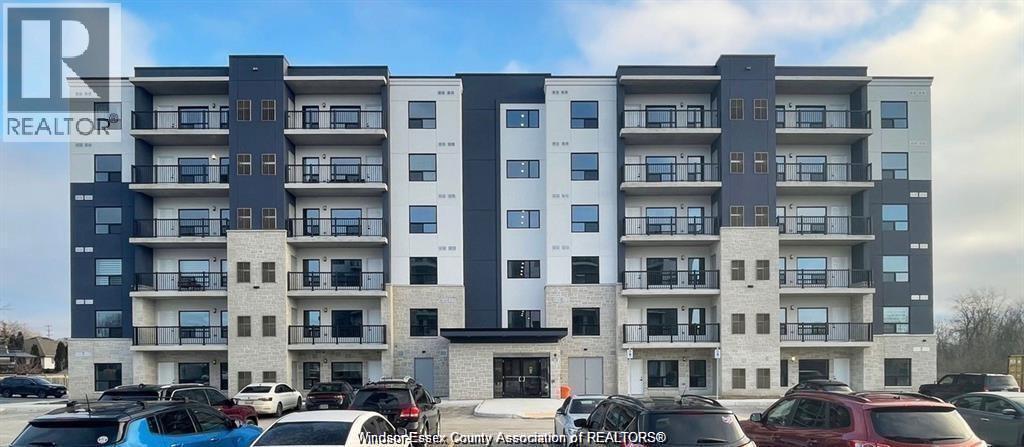 Primary Photo - 3320 Stella Crescent