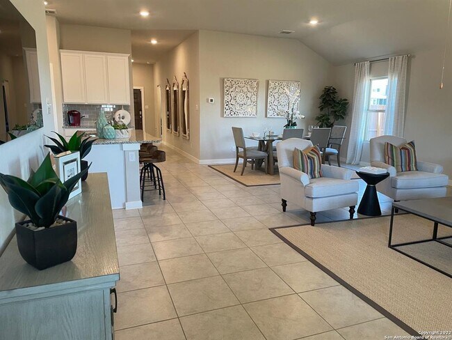 Foto del edificio - 13420 Sendero Roble