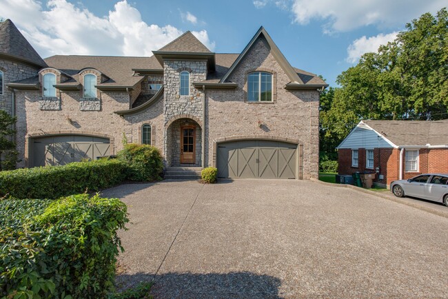 Building Photo - 1622 Glen Echo Rd