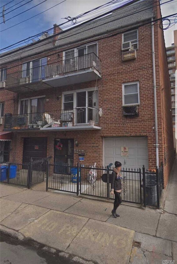 Primary Photo - 35-11 146th St