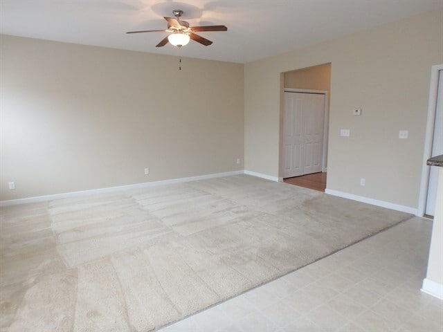Building Photo - 28 Thornbury Dr