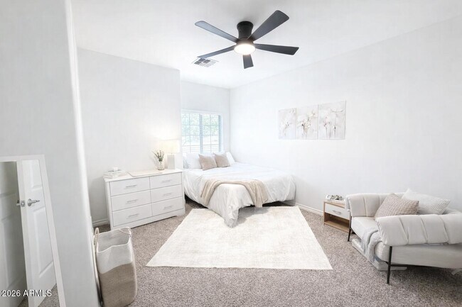 Building Photo - 854 S San Marcos Dr