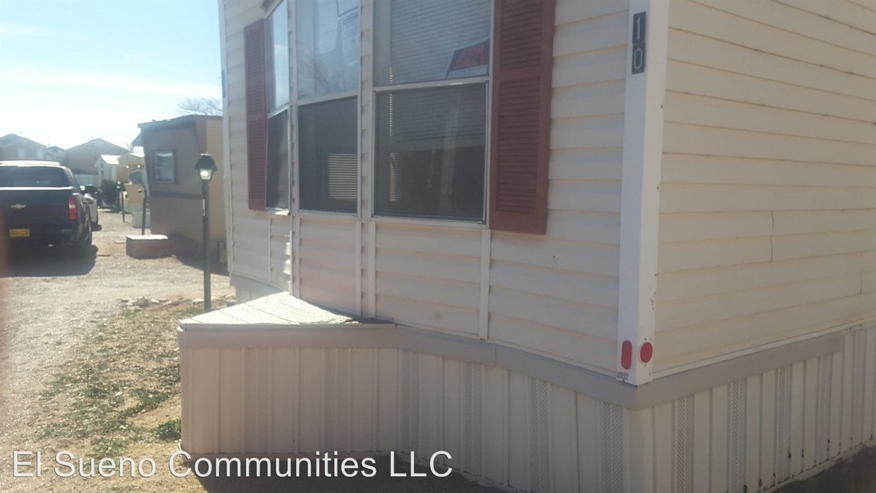 Primary Photo - 10700 Cochiti Rd SE
