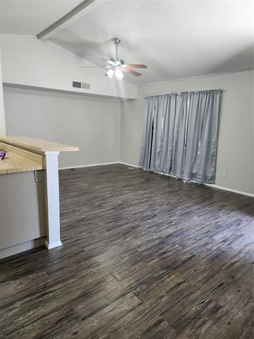 Foto del edificio - 4456 Chapman St