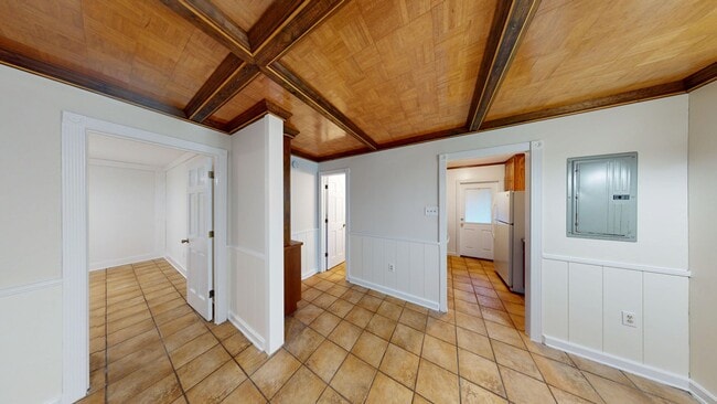 Building Photo - Cute & Cozy 1 Bedroom Apt - Water INCLUDED...