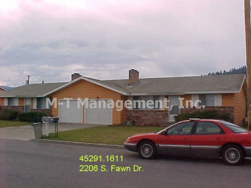 South Valley Duplex 2 br, 1 bath, basemen... House for Rent in