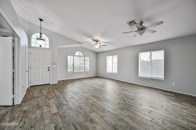 Building Photo - 1449 S Monterey St
