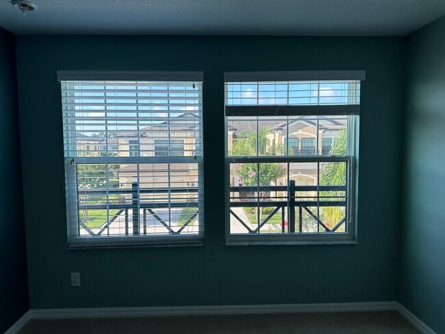 Building Photo - 9119 Carolina Wren Dr