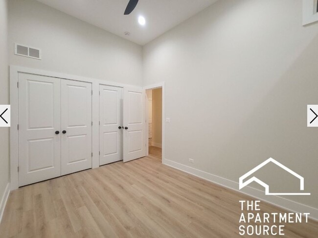 Foto del edificio - 3829 N Southport Ave