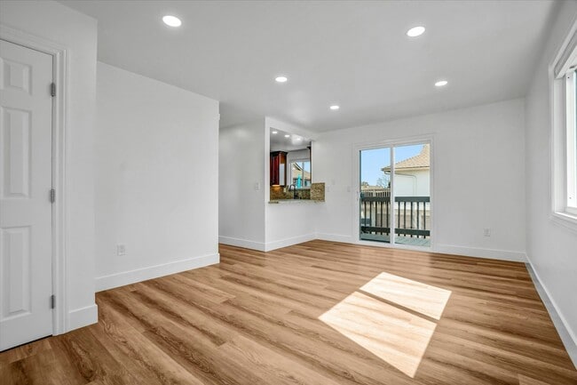 Photo - 18652 Libra Cir Apartment