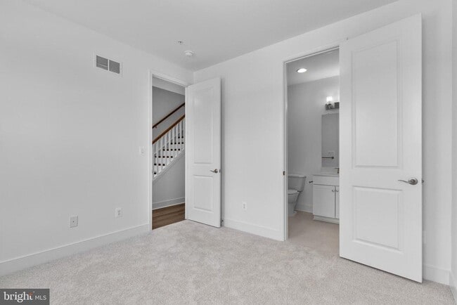 Foto del edificio - 1861 Shookstown Rd