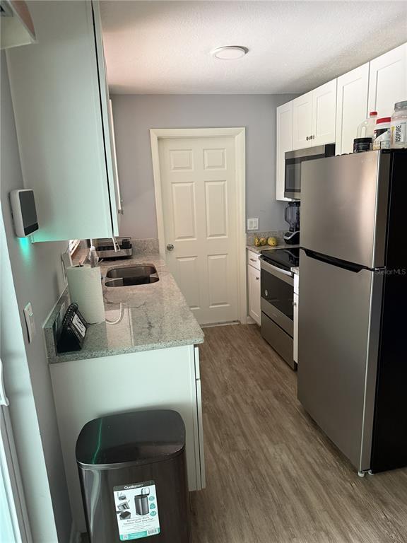 Foto del edificio - 4574 Barley St