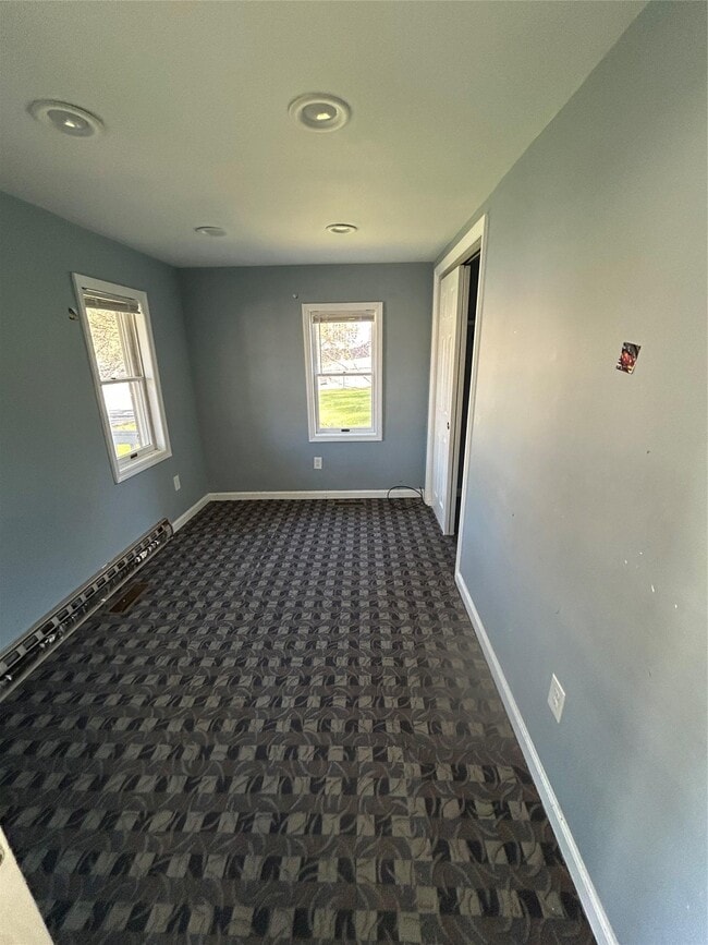 Building Photo - 864 Route 22