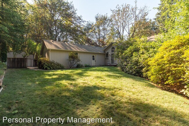 Building Photo - 3 br, 3.5 bath House - 33612 NE 165th Ave