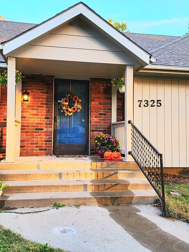 Foto del edificio - 7325 N Brooklyn Ave