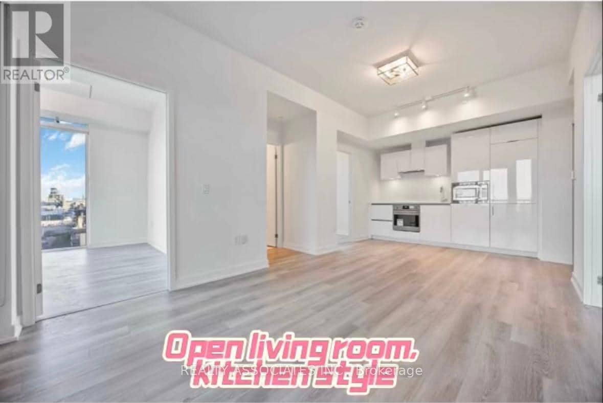 Photo principale - 121-1121 St Patrick St