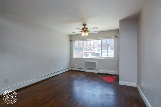Building Photo - 449 Lexington Ave