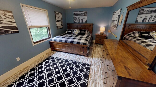 Foto del edificio - 2200 Brookview Ct