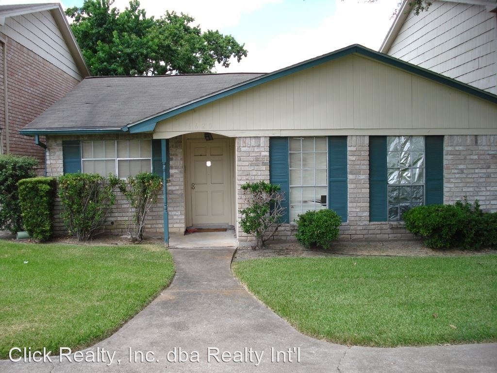 Primary Photo - 3 br, 2 bath House - 6620 WESTWICK DR.