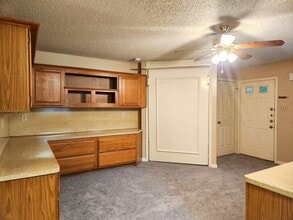 Building Photo - 1311 Antoine Dr