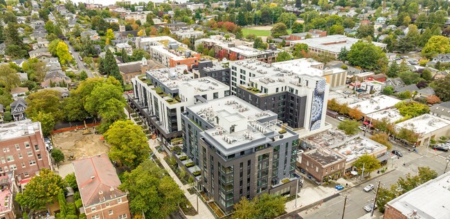 Frontones exteriores estilo Reina Ana - Gables Queen Anne