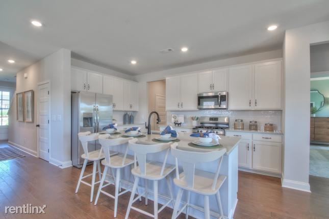 Foto principal - 3 br, 2 bath House - 2339 i Creekland View...