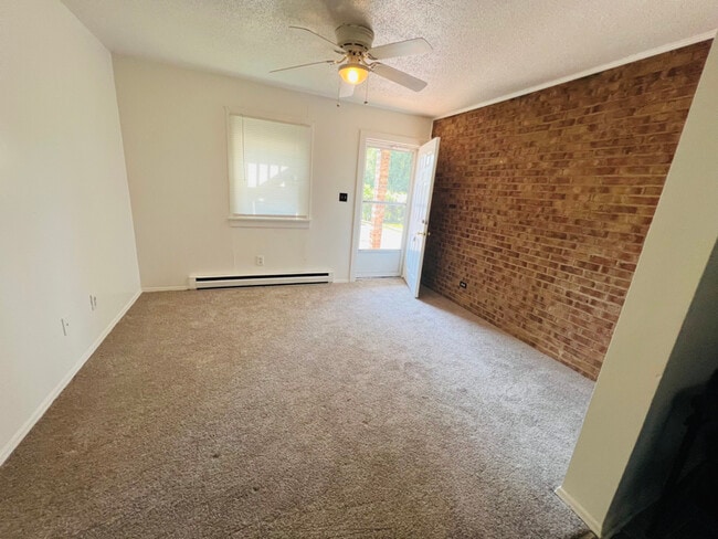 Building Photo - 1416 Moorman Ave NW