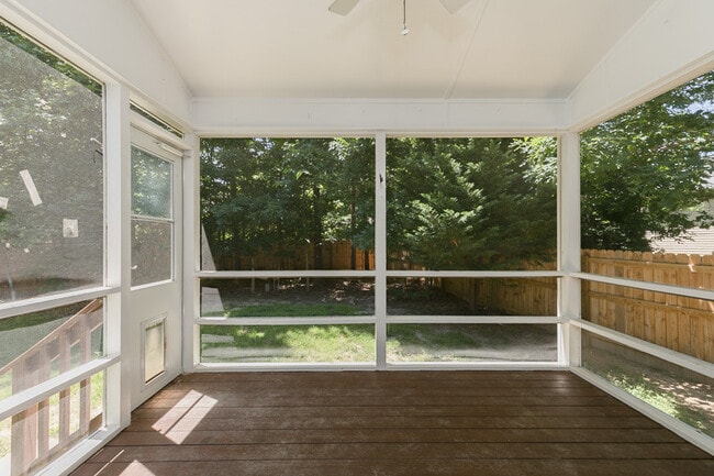 Photo - 4003 Ellisfield Drive House