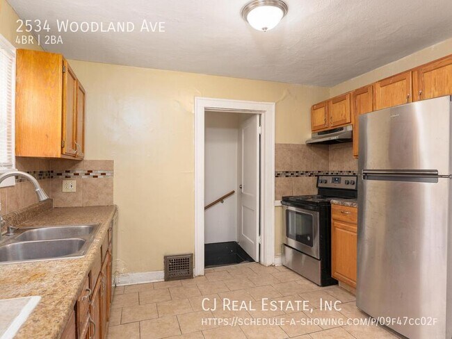 Building Photo - 2534 Woodland Ave