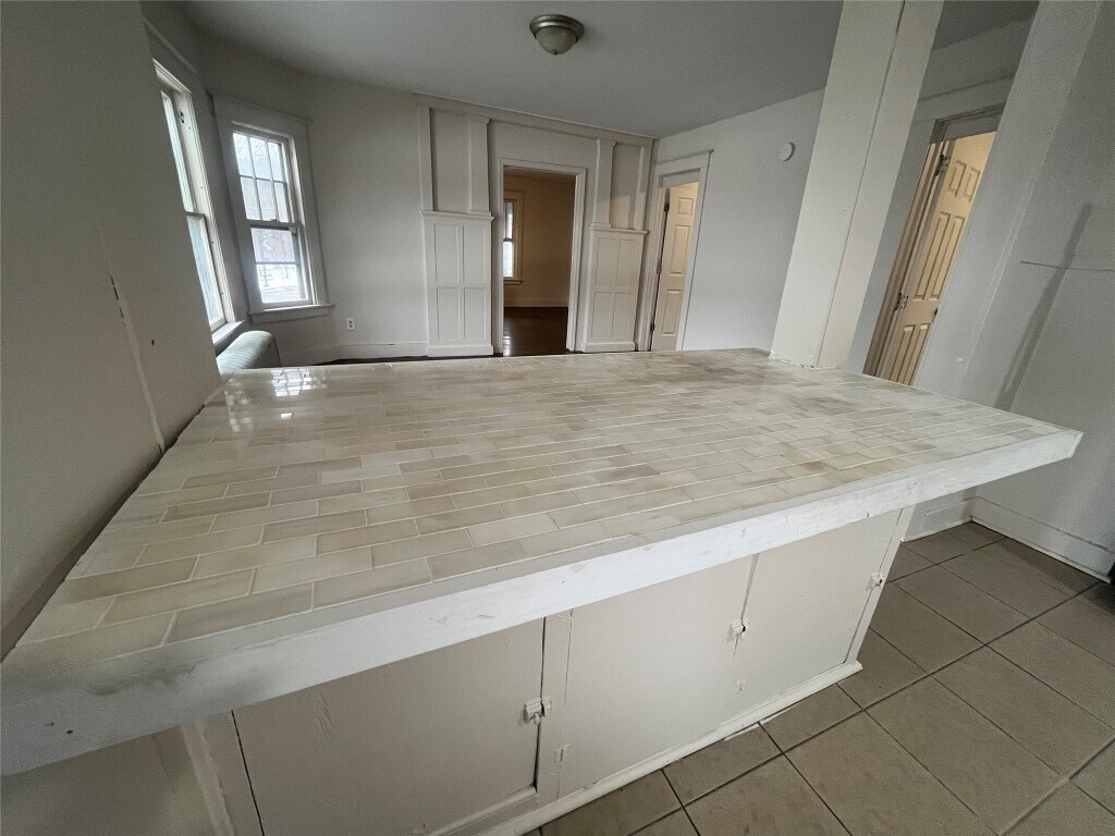 528 Chenango St Unit 2, Binghamton, NY 13901 Room for Rent in