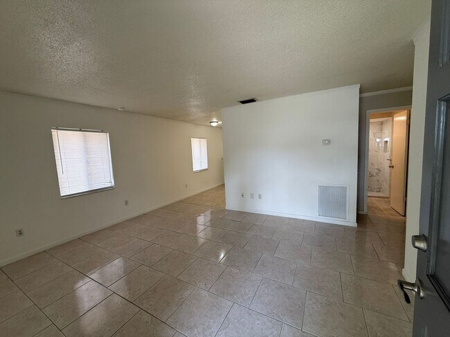 Foto del edificio - 5829 Casablanca Ct