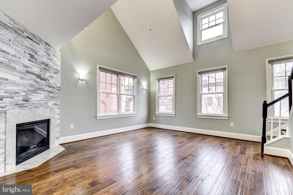 Primary Photo - 218 Morgan St NW