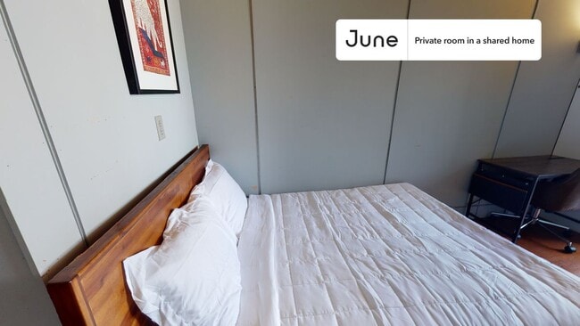 Foto del edificio - Room in Shared 6 bed/6 bath home