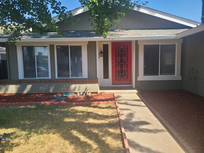 Building Photo - 9236 Premier Way