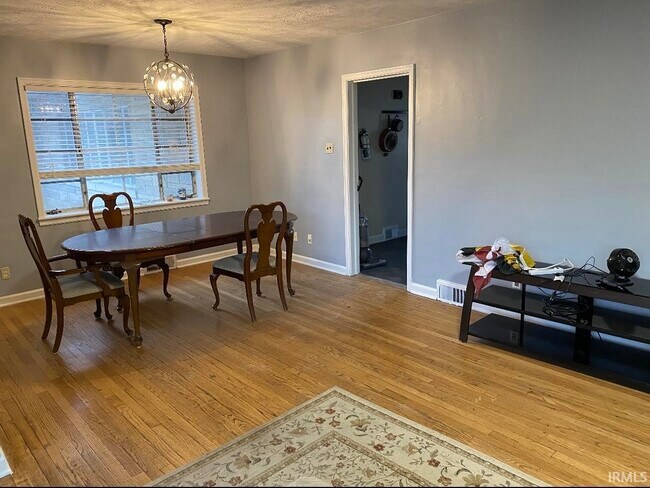 Foto del edificio - 2000 Atwater Ave