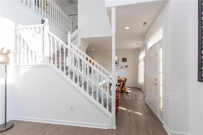Building Photo - 2336 Brightwell Pl