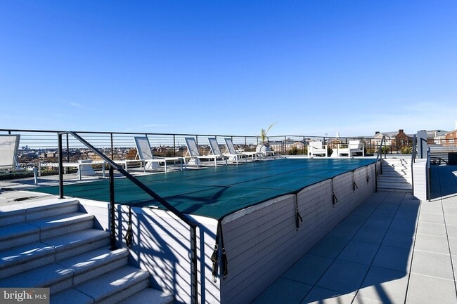 Foto del edificio - 1625 Eckington Pl NE