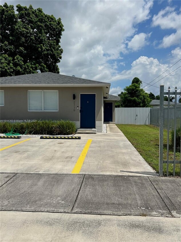 2117 NW 43rd St Unit BACK, Miami, FL 33142 Apartment for Rent in