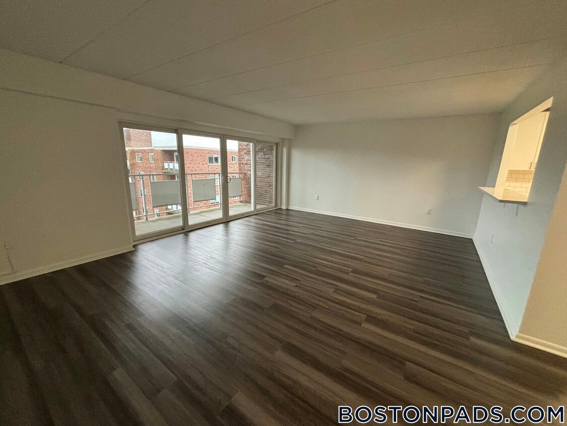 Building Photo - 51 Hill Rd