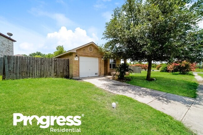 Building Photo - 8007 Heights Valley