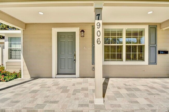 Foto del edificio - 7906 Hammerly Blvd