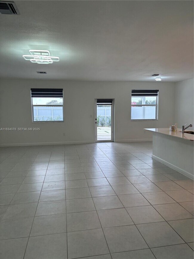 Foto del edificio - 13612 SW 184th Ln