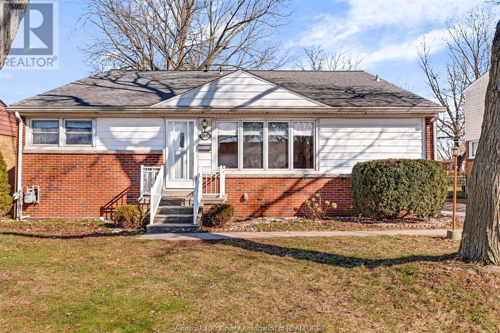 Primary Photo - 3510 Woodland Ave