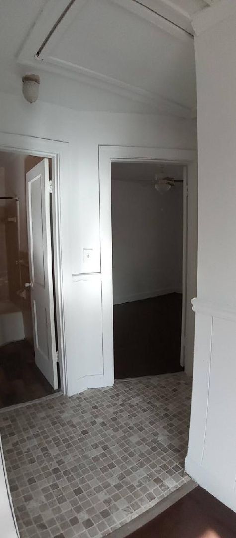 Foto del edificio - 2 Bedroom 1 Bath Available to Rent for $79...