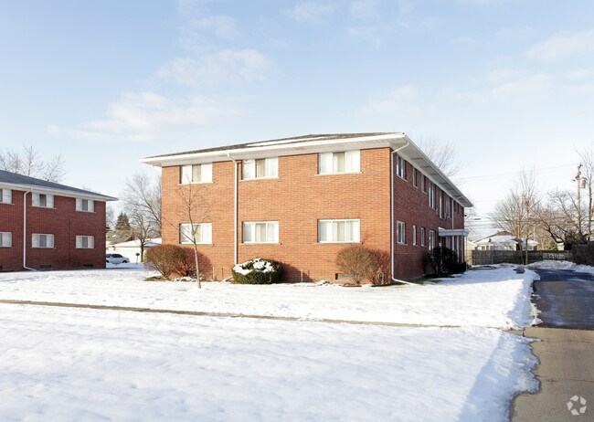 Kelly Manor Apartments Eastpointe Mi Kelly Gardens Manor