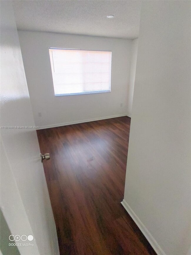 Foto del edificio - 4183 N Haverhill Rd