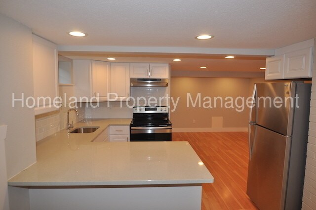 Building Photo - 9903 N Whittier St