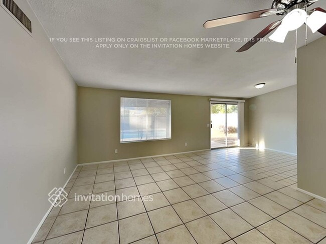 Building Photo - 7522 E Dulciana Cir